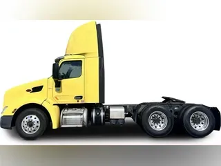 2021 Peterbilt 579