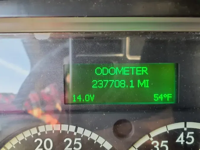 2017 FREIGHTLINER/MERCEDES M2 106