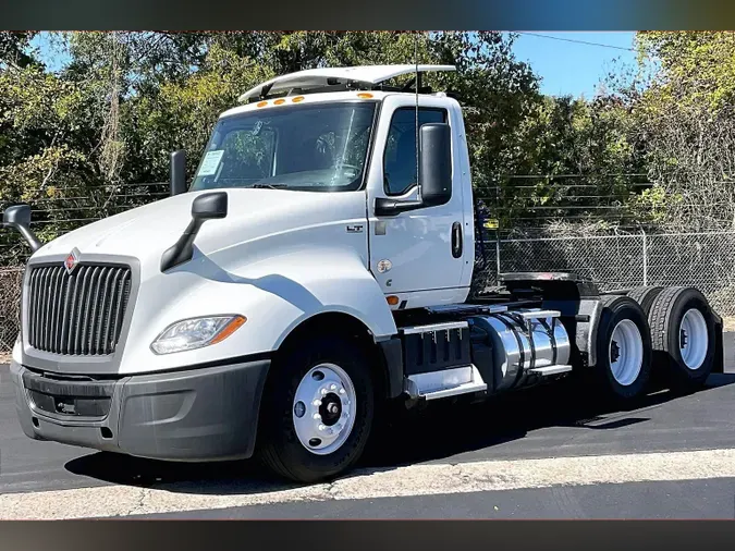 2022 INT LT625 6x4