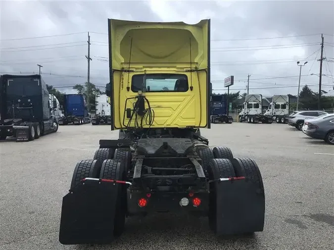 2019 INTERNATIONAL RH613