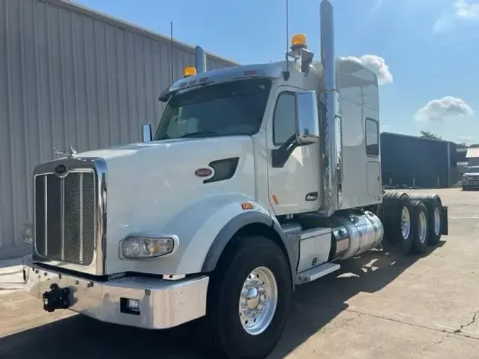 2020 Peterbilt 567