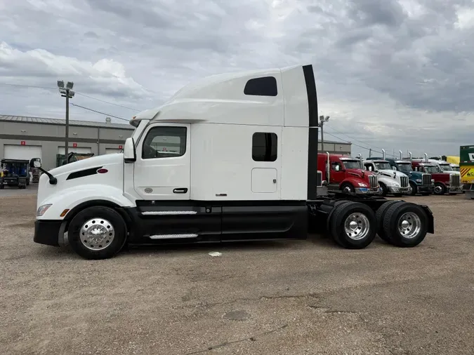 2022 Peterbilt 5795615874367eaf95e6c5613f0d42ba279