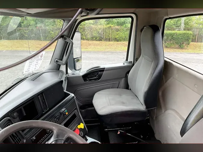 2019 INT LT625 6x4