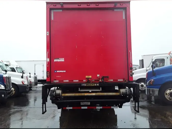 2018 FREIGHTLINER M2 106