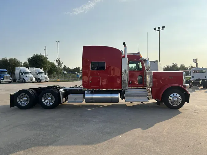 2019 Peterbilt 389