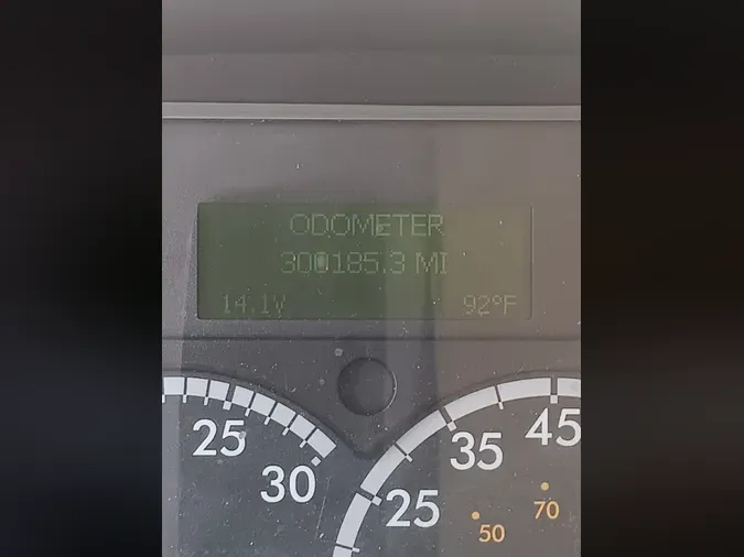 2022 FREIGHTLINER M2 106