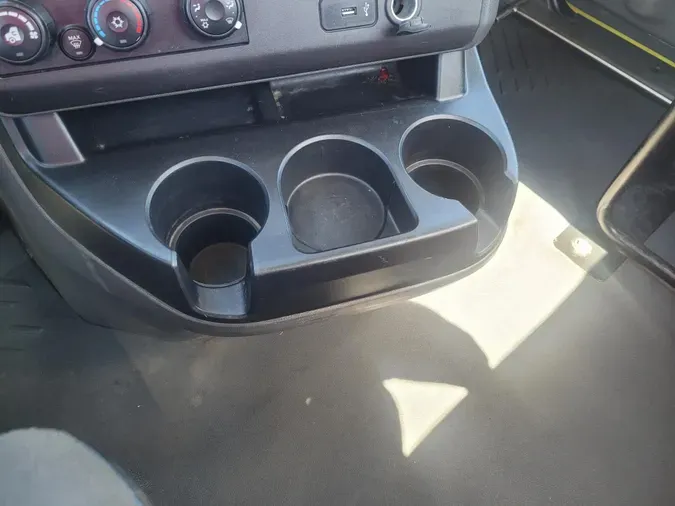 2023 International LT625