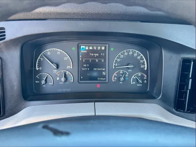 2022 Freightliner Cascadia 126