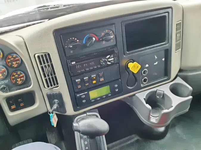2019 NAVISTAR INTERNATIONAL 4300