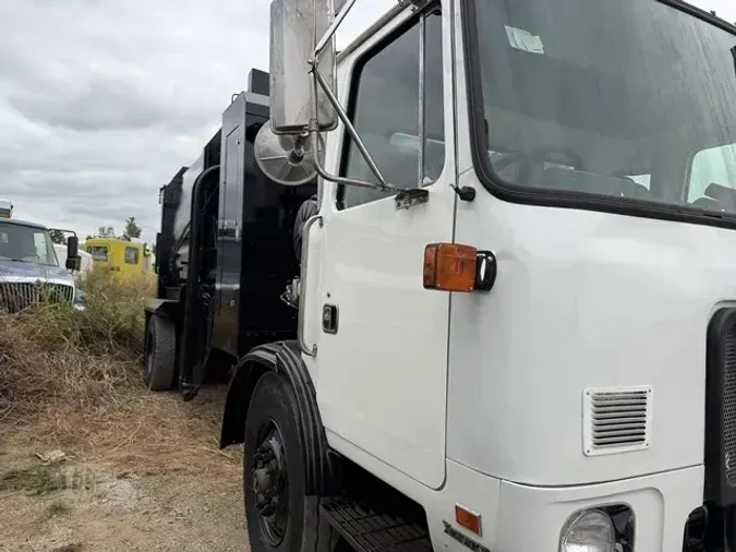 2012 AUTOCAR XPEDITOR