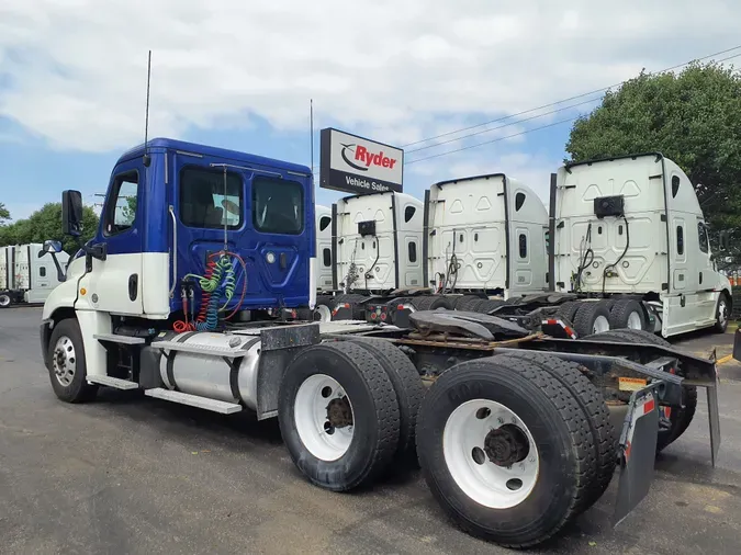 2019 FREIGHTLINER/MERCEDES CASCADIA 125