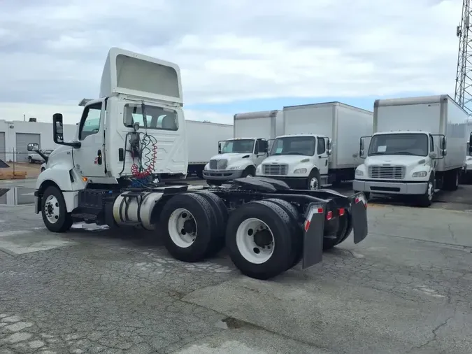 2019 NAVISTAR INTERNATIONAL LT625 DAYCAB T/A
