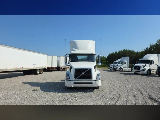 2018 Volvo VNL300
