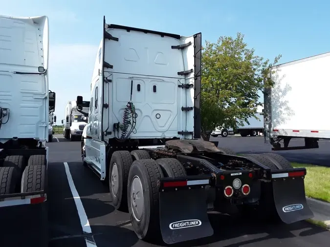 2020 FREIGHTLINER NEW CASCADIA PX12664