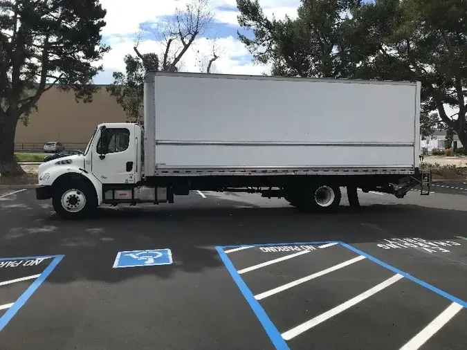 2018 Freightliner M2