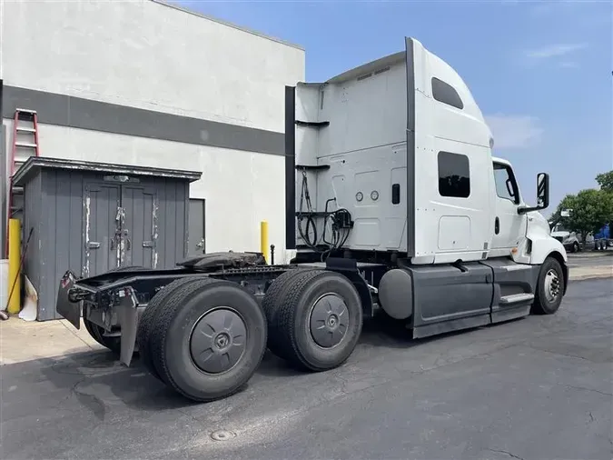 2022 INTERNATIONAL LT625