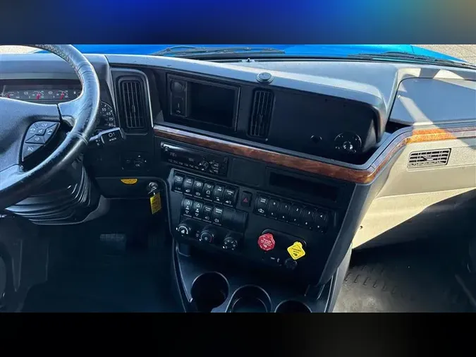 2020 INTERNATIONAL LT