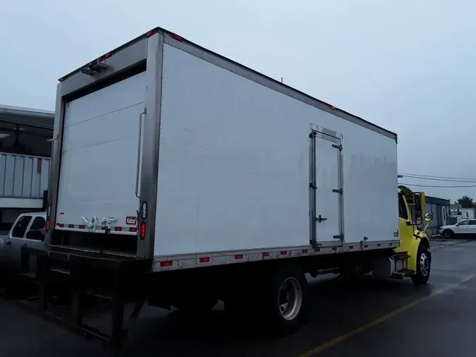 2018 FREIGHTLINER M2 106