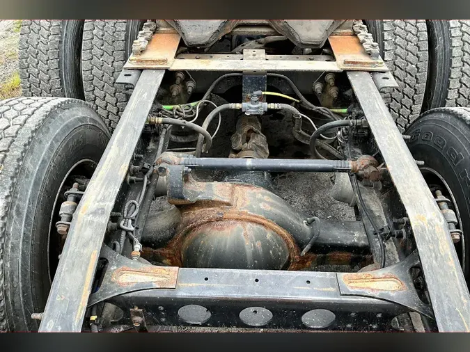2019 INT LT625 6x4