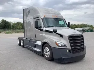 2023 Freightliner Cascadia