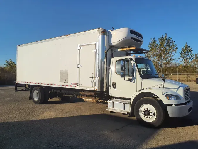 2017 FREIGHTLINER/MERCEDES M2 106