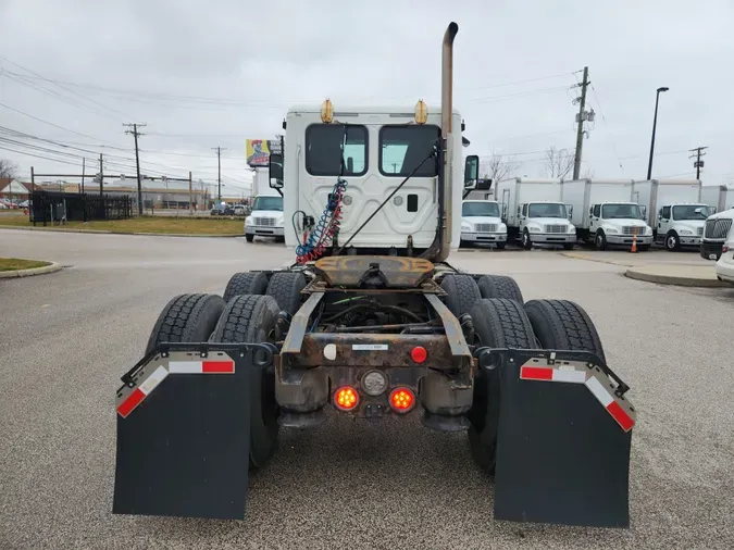 2014 FREIGHTLINER/MERCEDES COLUMBIA 120