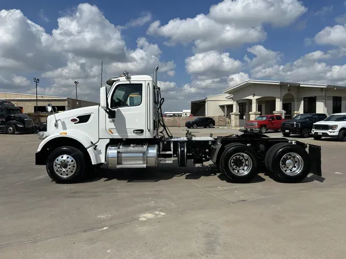 2020 Peterbilt 567