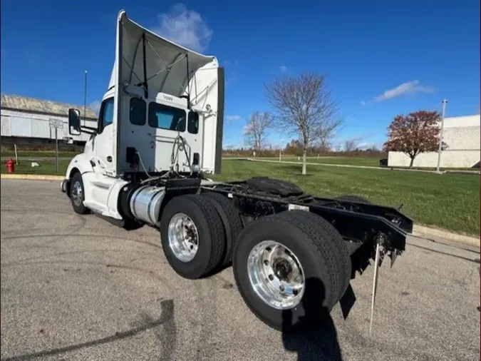 2022 Kenworth T680