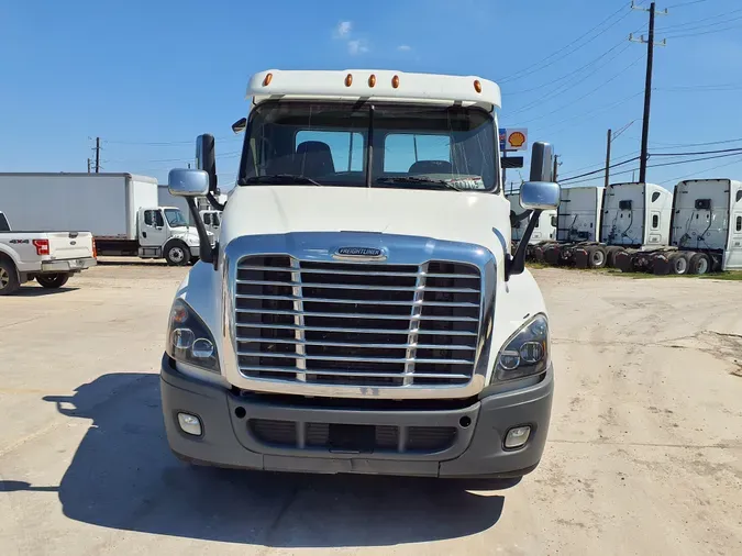 2017 FREIGHTLINER/MERCEDES CASCADIA 125