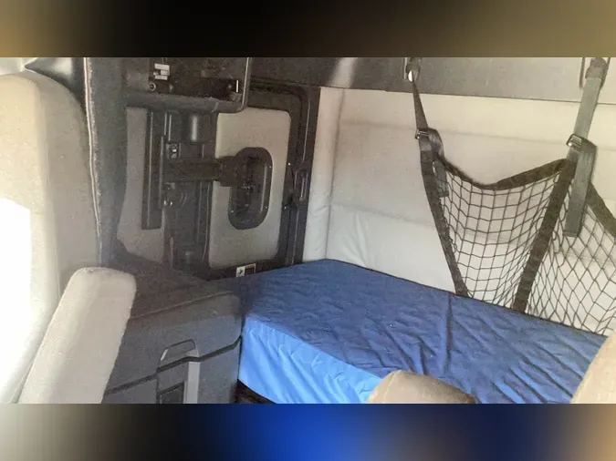 2021 Freightliner Cascadia