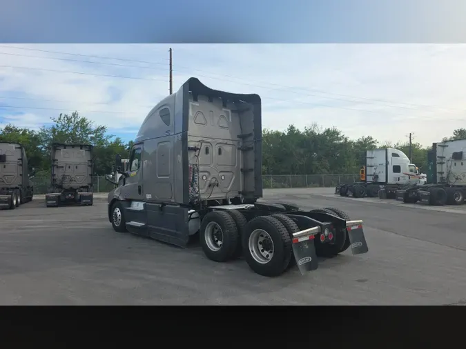 2025 Freightliner Cascadia 1265650ade2f7fab6ab533ac092ea4f88dc