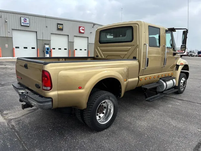 2006 International 4400LP