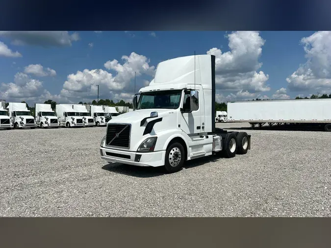 2017 Volvo VNL300