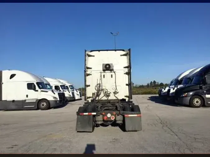 2020 Freightliner Cascadia