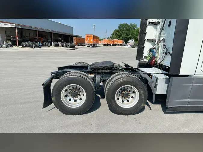 2021 Freightliner Cascadia 126