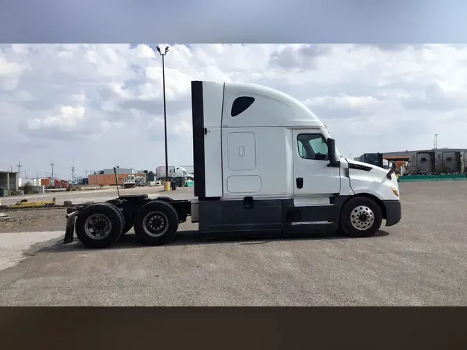 2021 Freightliner Cascadia