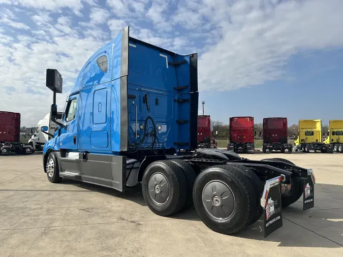 2021 Freightliner Cascadia