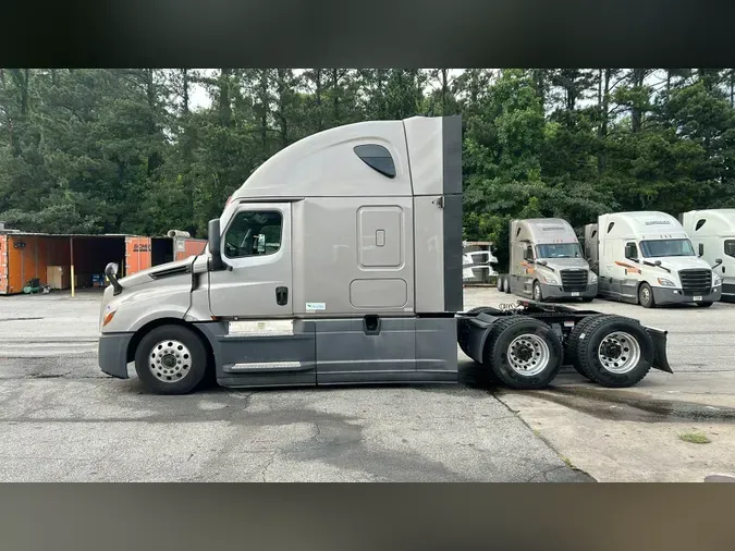 2022 Freightliner Cascadia