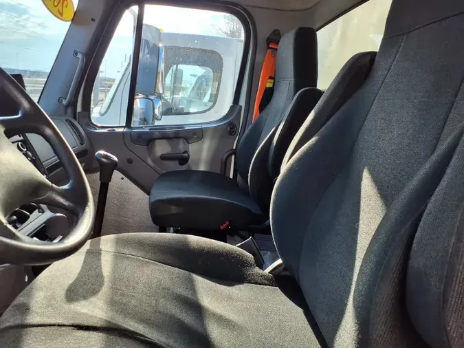 2019 FREIGHTLINER/MERCEDES M2 106565b679939af36df5c21548b36c87522