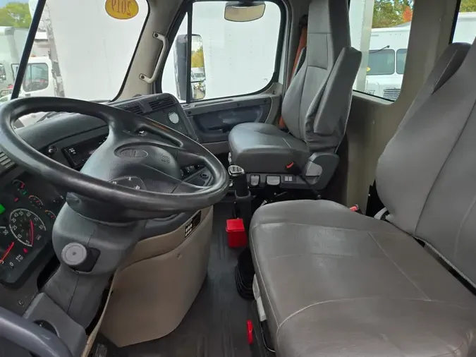 2019 FREIGHTLINER/MERCEDES CASCADIA 125