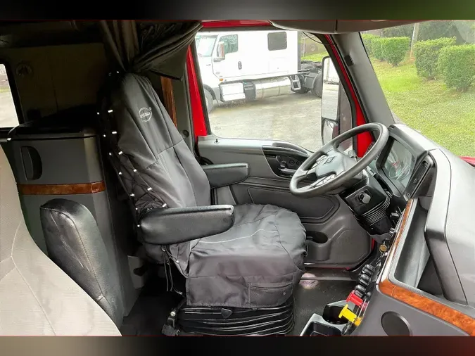 2021 INT LT625 6x4
