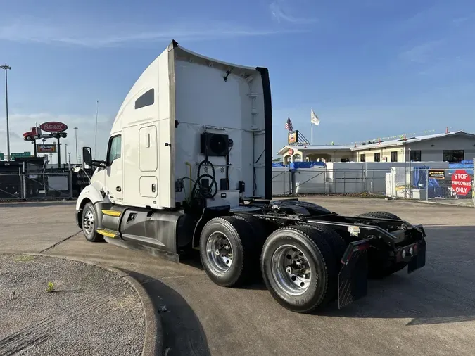2021 Kenworth T680