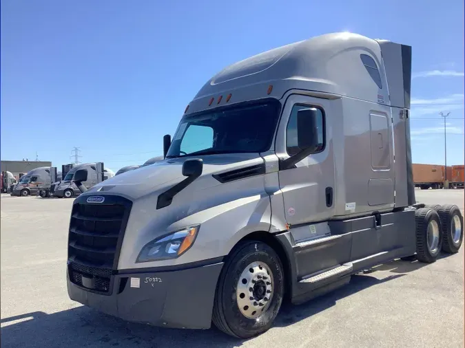 2020 Freightliner Cascadia