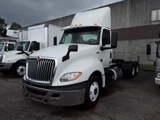 2020 NAVISTAR INTERNATIONAL LT625 DAYCAB T/A