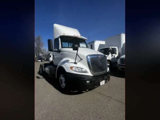2019 NAVISTAR INTERNATIONAL RH613 DAYCAB S/A