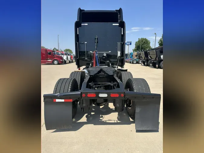 2022 Peterbilt 389