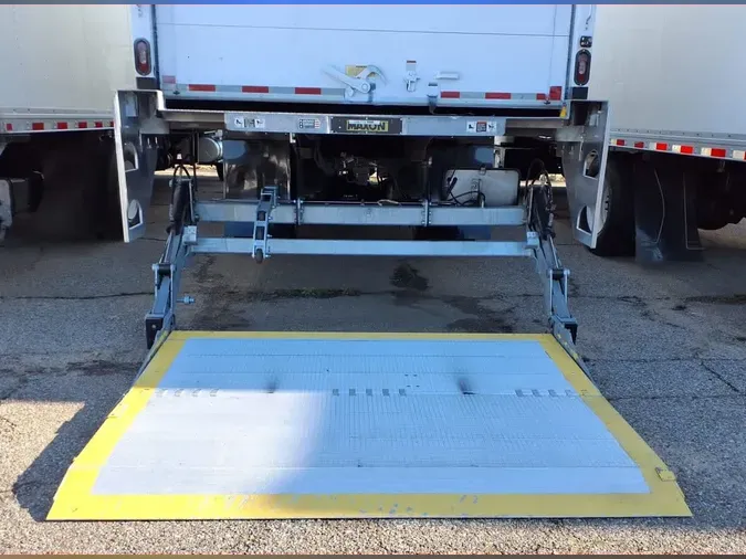 2020 FREIGHTLINER/MERCEDES M2 106