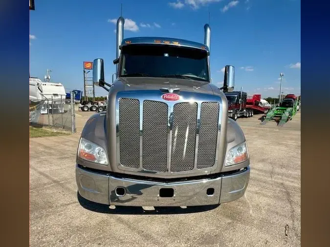 2020 Peterbilt 579