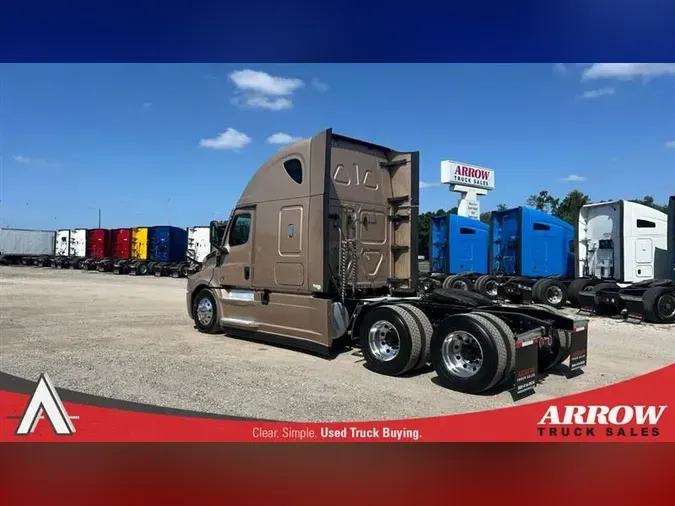 2021 FREIGHTLINER CA126