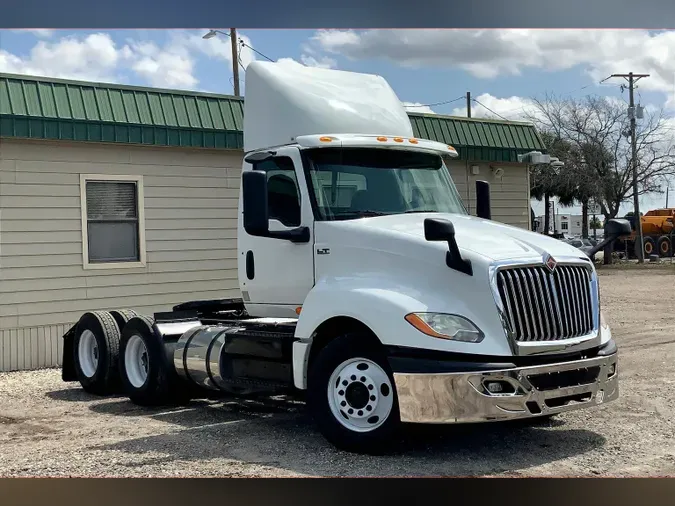 2018 INT LT625 6x4567549200f095d9843ff25e8db6aa555